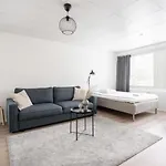 Apartman Spacious 1br At Downtown With Balcony