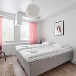 Spacious 1br At Downtown With Balcony Daire