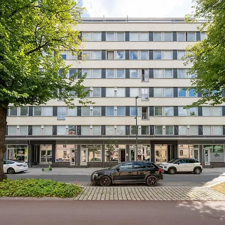Modern & Spacious 1br With Balcony & Great Location Daire *